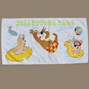 Vintage Yogi Bear Boo-Boo Cindy Jellystone Park Beach Towel 90s White Cartoon